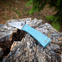 Load image into Gallery viewer, Spyderco Watu Hole Delete 57&#39; Chevy 
